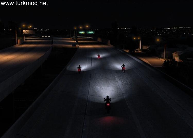 ETS2 - Motosikletler için Daha İyi Far Eklentisi Trafik Paketi (1.58) kapak görseli