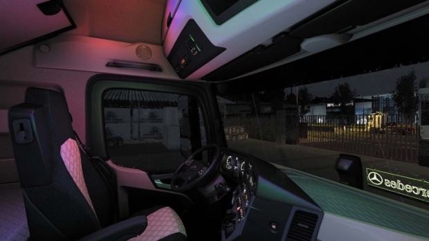 ETS2 - Actros Plus: Yeni Actros MP4 Kabin Yenileme Paketi (1.49) - modu
